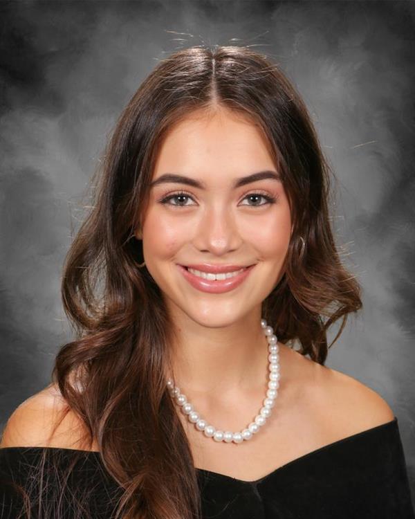 Amy Hernandez-Gutioerrez, Valedictorian